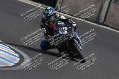 media/Oct-12-2025-CRA (Sun) [[e621380112]]/Races/Race 8/